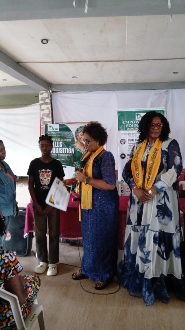 Participants and facilitators during the certificate presentation